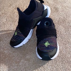 Little girl, size 12c  Nike’s sneakers.